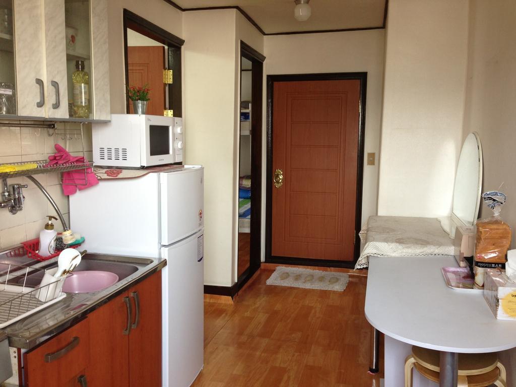 Amuse Guest House Seoul Exterior photo